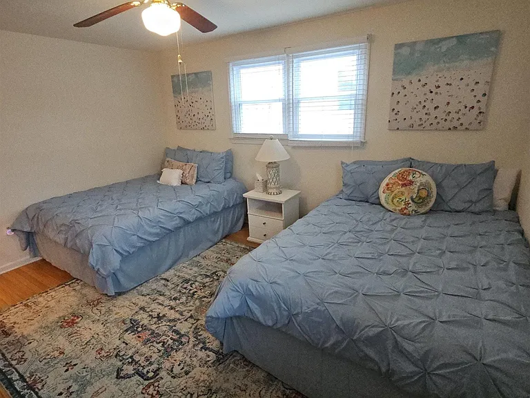 6901 Ventnor Ave #2 — Photo 32