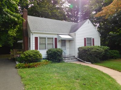 101 Maple St, East Haven, CT, 06512