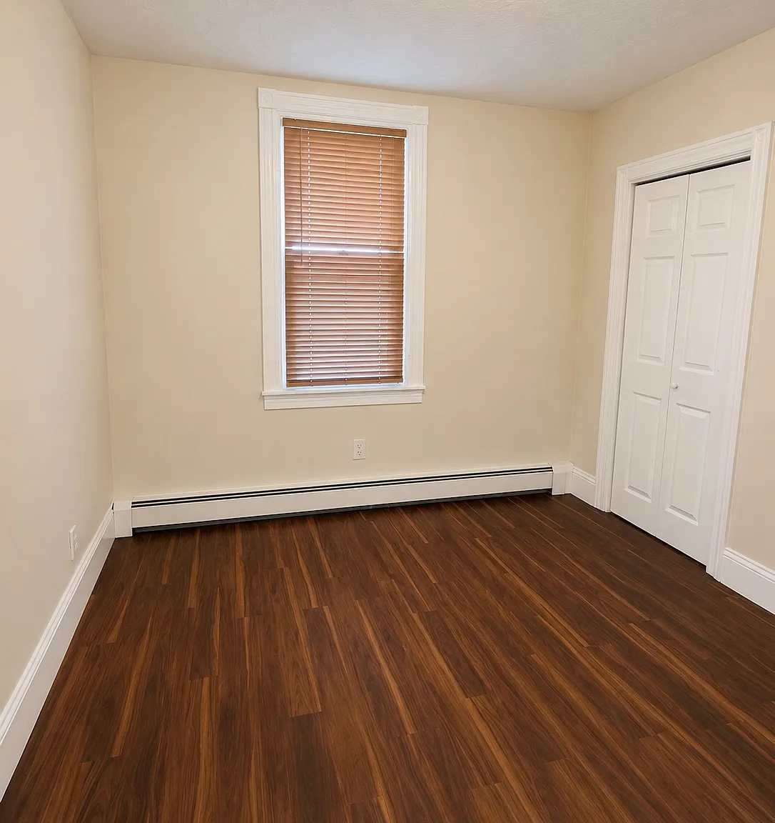 37 Bowers St — Photo 4