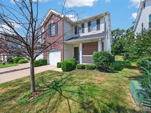 10427 Tiffany Village Ct, Saint Louis, MO 63123