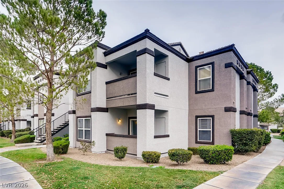 2 bed, 2.0 bath, 937 sqft, $1,500 — Photo 1