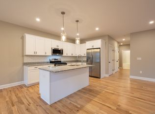 215 Old Towne Rd, Cheshire, CT 06410