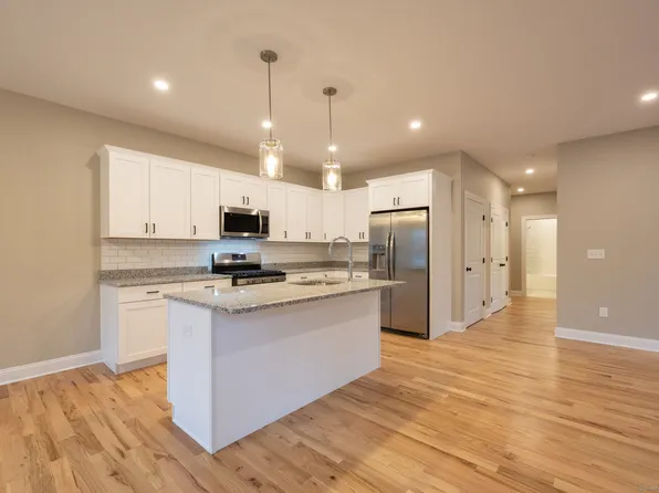 213 Old Towne Rd, Cheshire, CT 06410