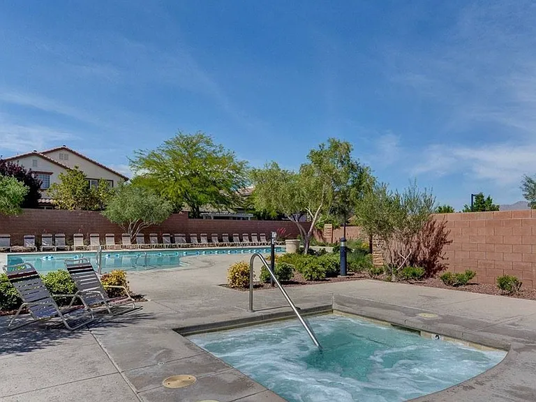 10648 Bandera Mountain Ln — Photo 17