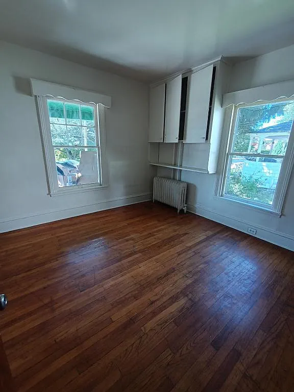 109 Guy Park, 1L — Photo 4