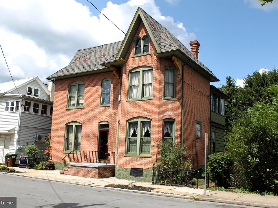 405 13th St, Huntingdon, PA 16652 Zillow