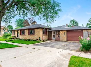 1150 Taylor St, Joliet, IL 60435