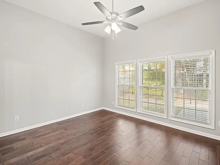410 Pintail Ct — Photo 10