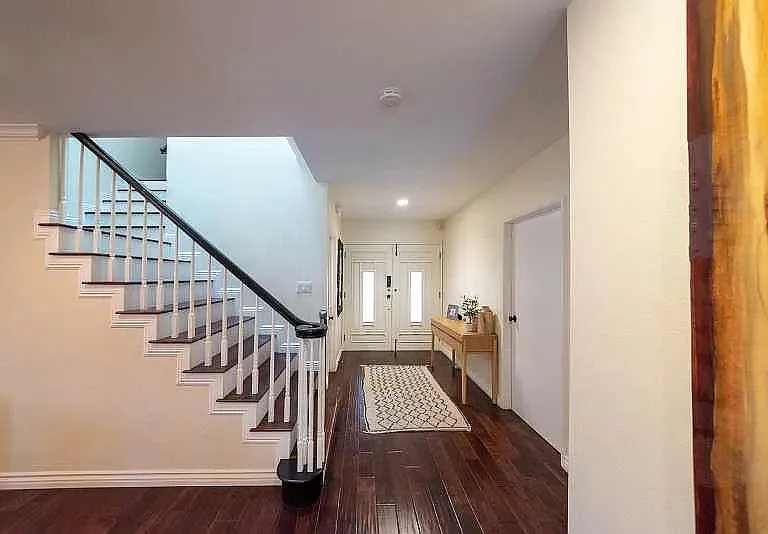 7403 Alverstone Ave — Photo 10