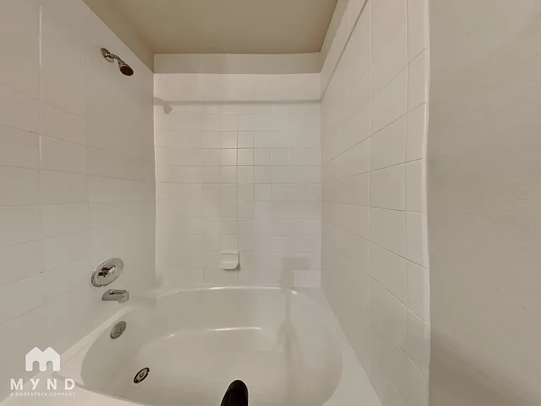 8111 Carillon Way — Photo 11