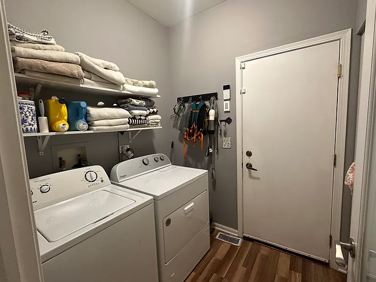 2904 Arbor Ln — Photo 13