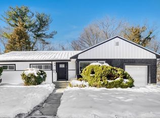 6 Spring Ln, Saugus, MA 01906