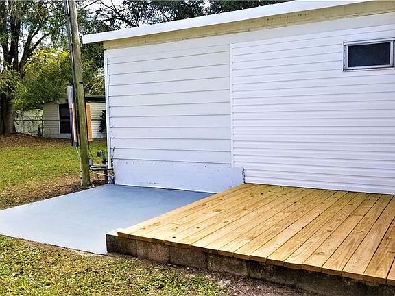 4th image of 108 Ruby Ave N