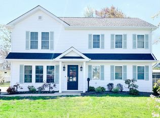8 W Francis St, Iselin, NJ