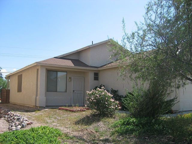 1st image of 8721 S Desert Rainbow Dr
