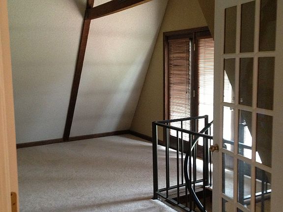 loft area off of master bed.