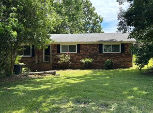 210 Wedgewood Dr, Gastonia, NC 28056