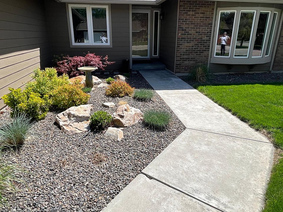 1st image of 2155 E Cornhusk Ct