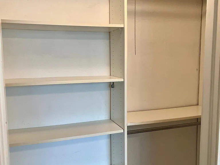 7401 Zephyr Pl #2E — Photo 9