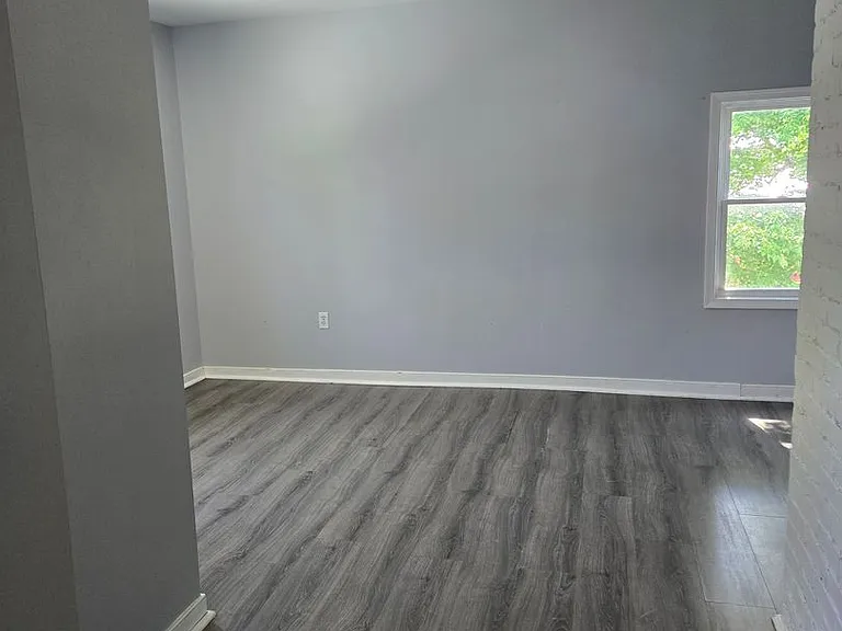 1740 Randolph Ave — Photo 5