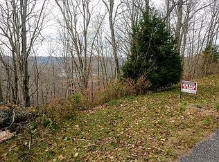 5 Seaton Dr, Smithville, TN 37166