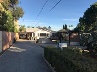 296 N Oak Ave, Pasadena, CA 91107