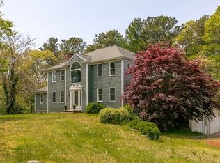 1 Bells Hills Rd, Bourne, MA 02532