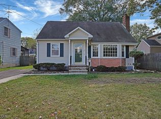 318 Lorraine Ave, Middlesex, NJ 08846