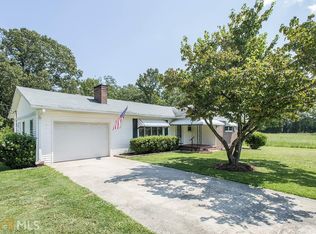 267 Lakeview Rd, Jackson, GA 30233