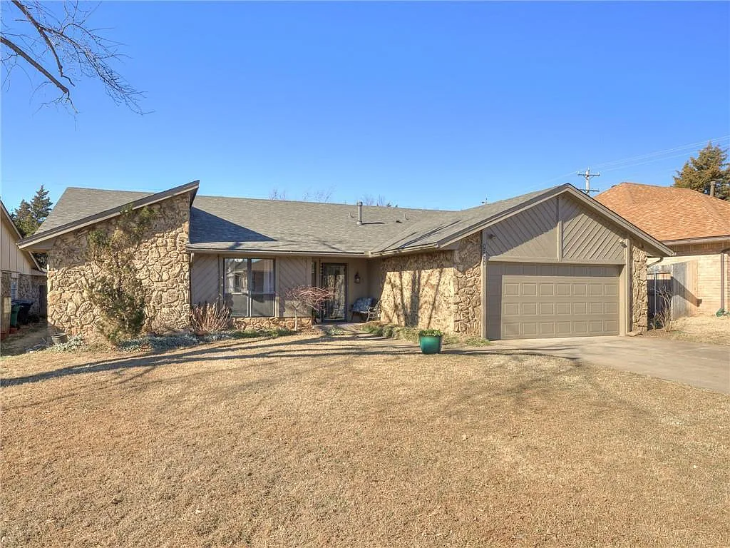 Building Photo - 13621 Pin Oak