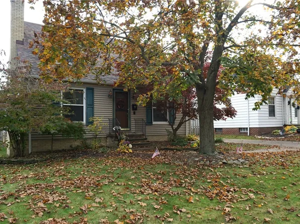4309 W 210th St, Fairview Park, OH 44126