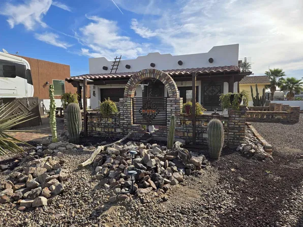 10447 Sidewinder Trl, Wellton, AZ 85356