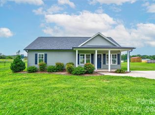 1041 Cleveland Ave, Grover, NC 28073