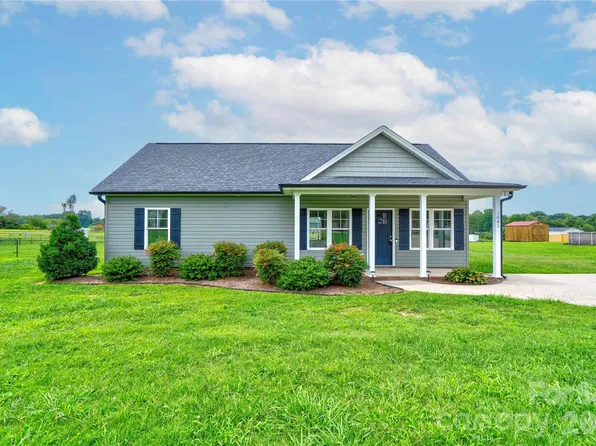1041 Cleveland Ave, Grover, NC 28073