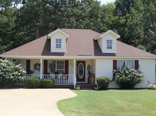 306 Foxdale Rd, Millbrook, AL 36054
