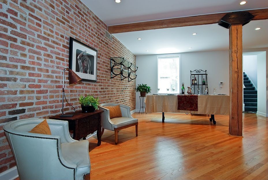 Living Room/Dining Room