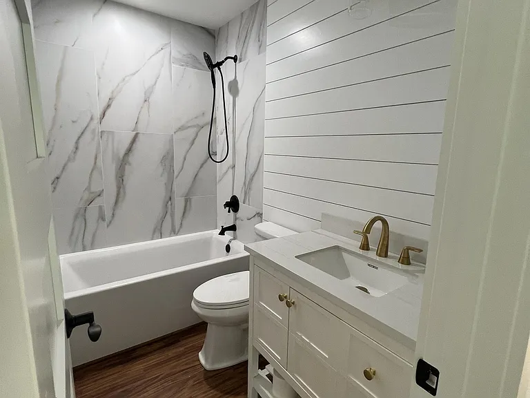 Hall Bathroom