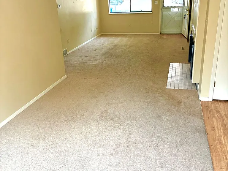 2204-2206 Albany Ct — Photo 9