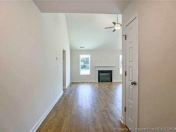 3rd image of 135 Guard Ln