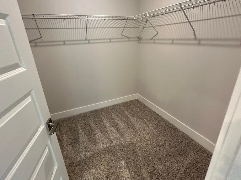286 Susan Lynn Dr — Photo 10
