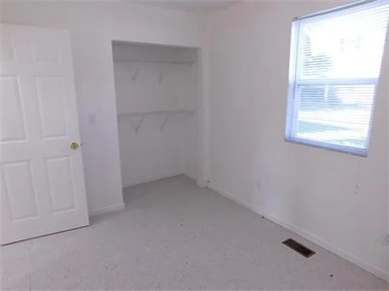 101 Bailey Mdws — Photo 8