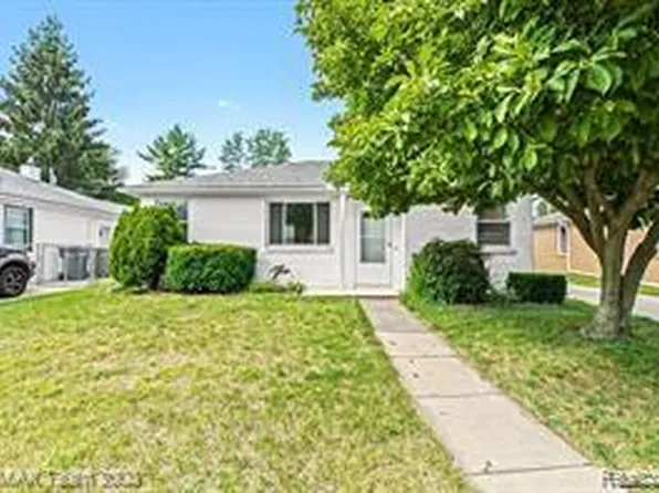 24126 Dartmouth St, Dearborn, MI 48124