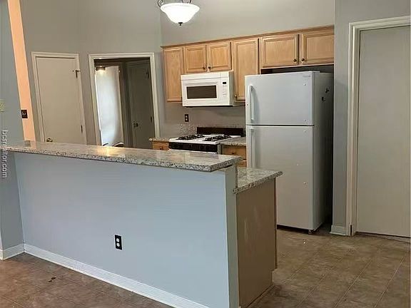 3rd image of 3736 Marielene Cir