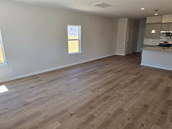 The Shetland III- Family Room. Sample image for illustration upgrades, options, and colors may var