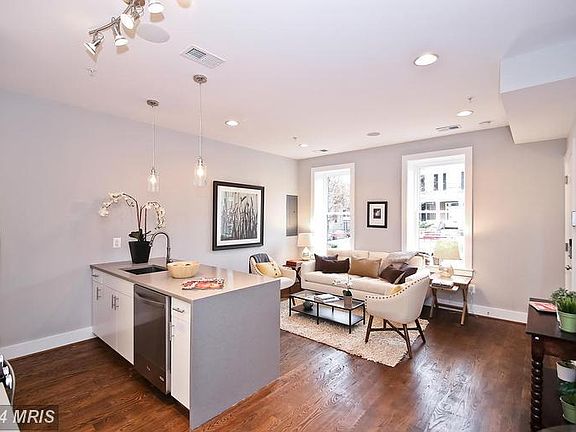 Spacious Living Room