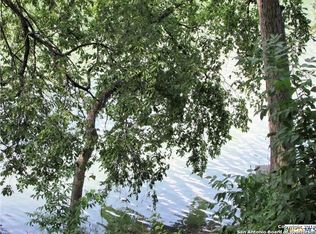 166 River Haven Rd, Mc Queeney, TX 78123