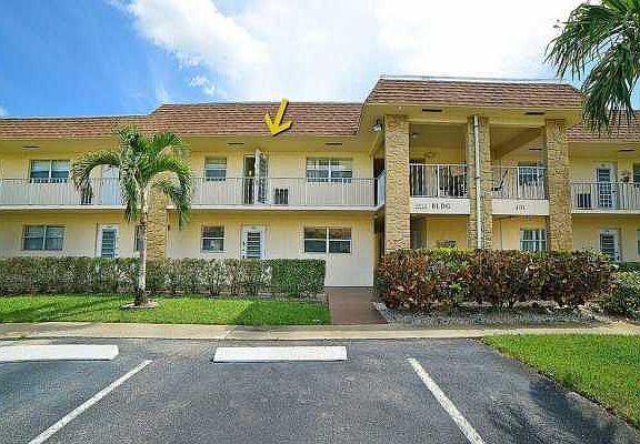 Home For Sale In Sandalfoot