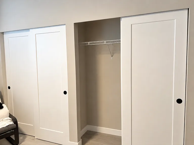 Suite closet