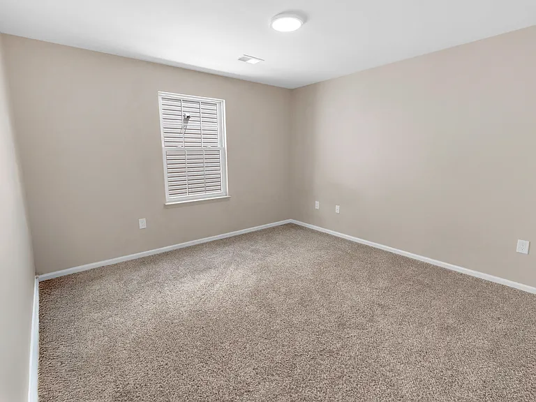 13 Lisa Ct #2 — Photo 11