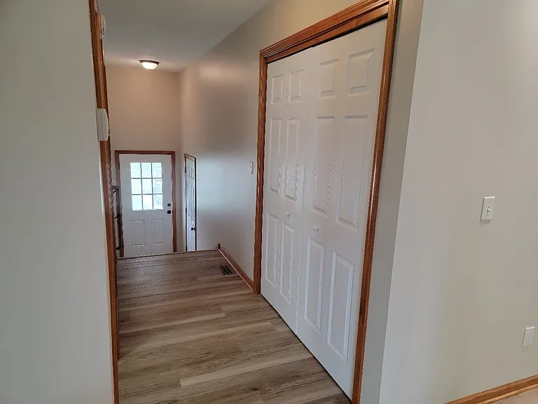 9673 Little Creek Ct — Photo 7
